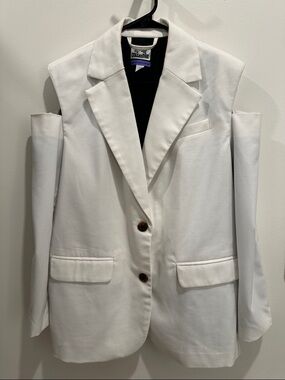 White Tailored Blazer with Statement Shoulders